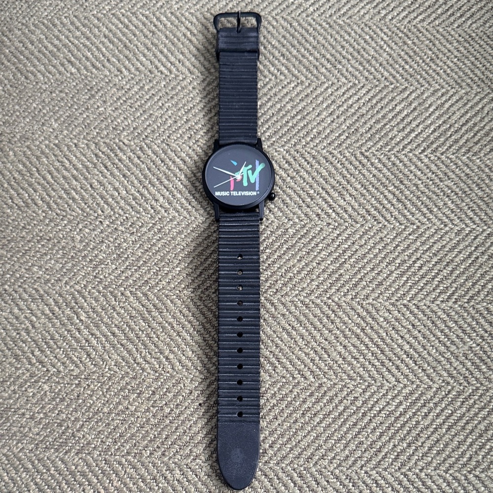 MTV Black Wristwatch